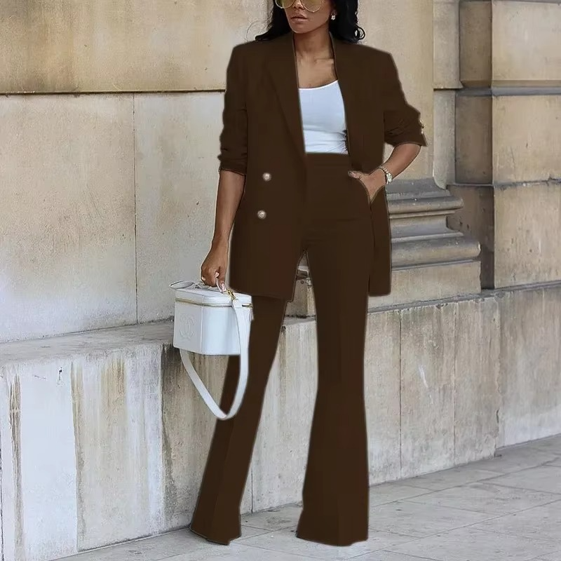 Elegant Blazer with Button Closure and Flared Pants for Women - Two-Piece Set for All Seasons