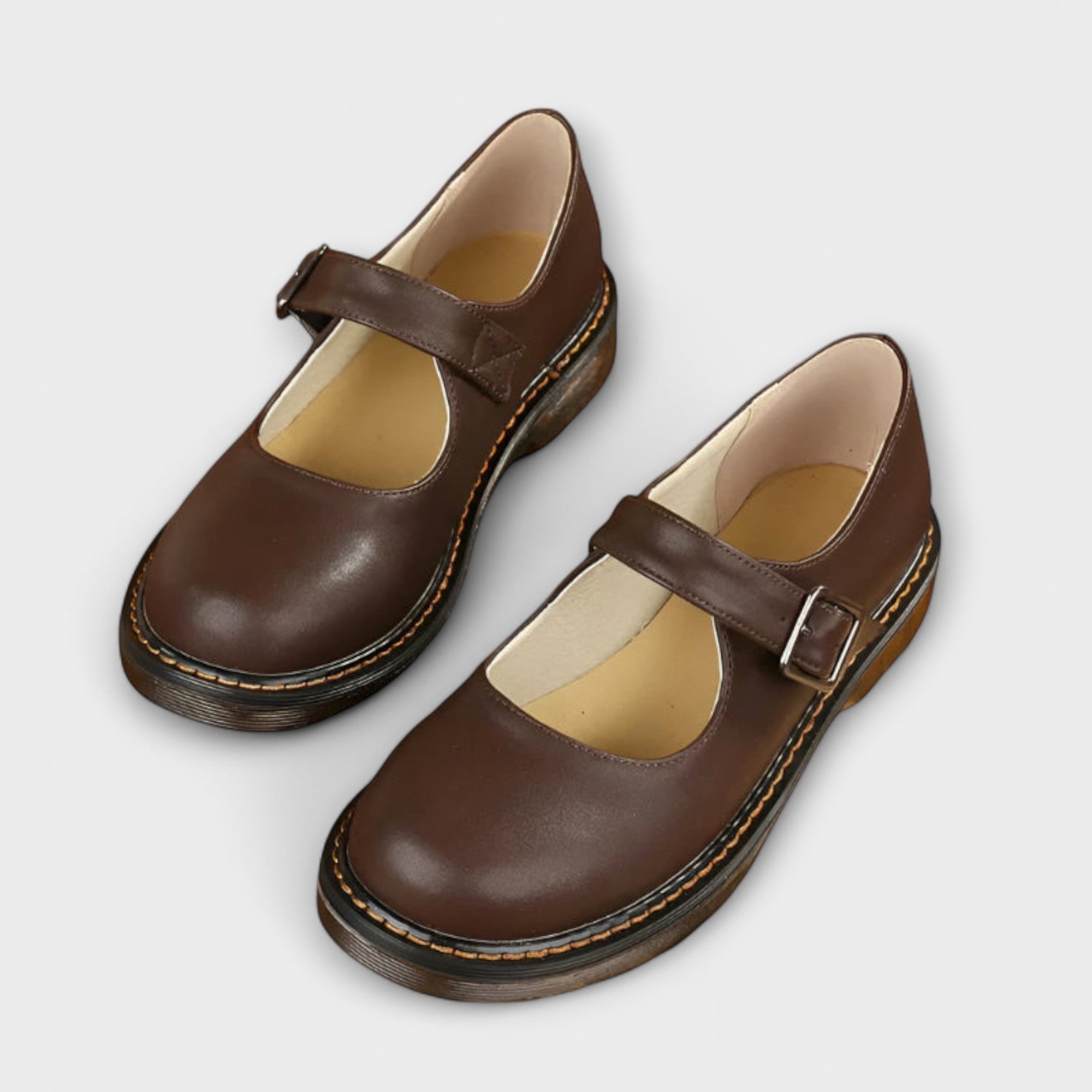 Nell - Chaussures vintage en cuir avec bride et semelle confortable