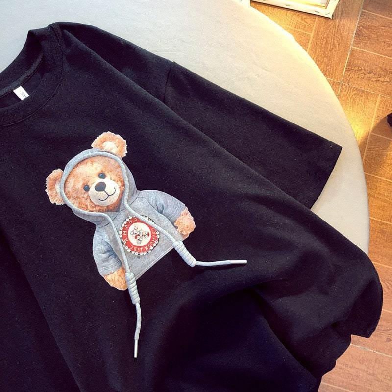 Short-sleeved T-shirt with bear print