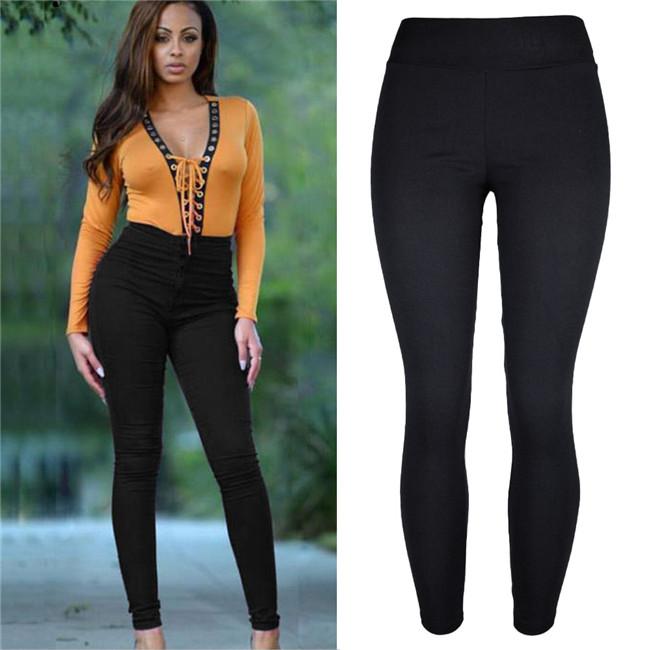 Pantalon moulant taille haute poche arrière