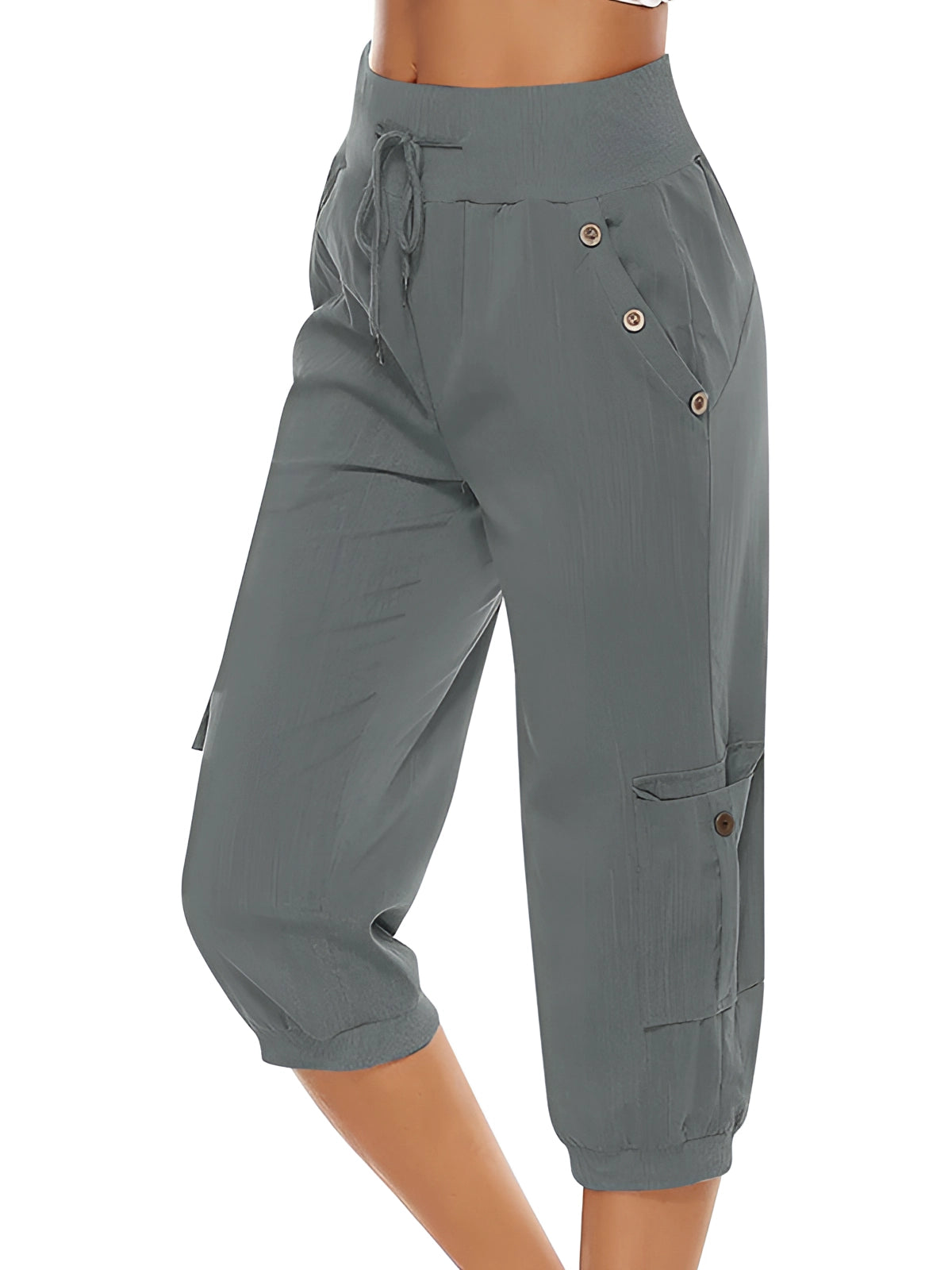 Pantalon capri femme gris, taille haute, avec poches boutonnées et cordon de serrage. Style décontracté, idéal pour l'été et les activités extérieures.