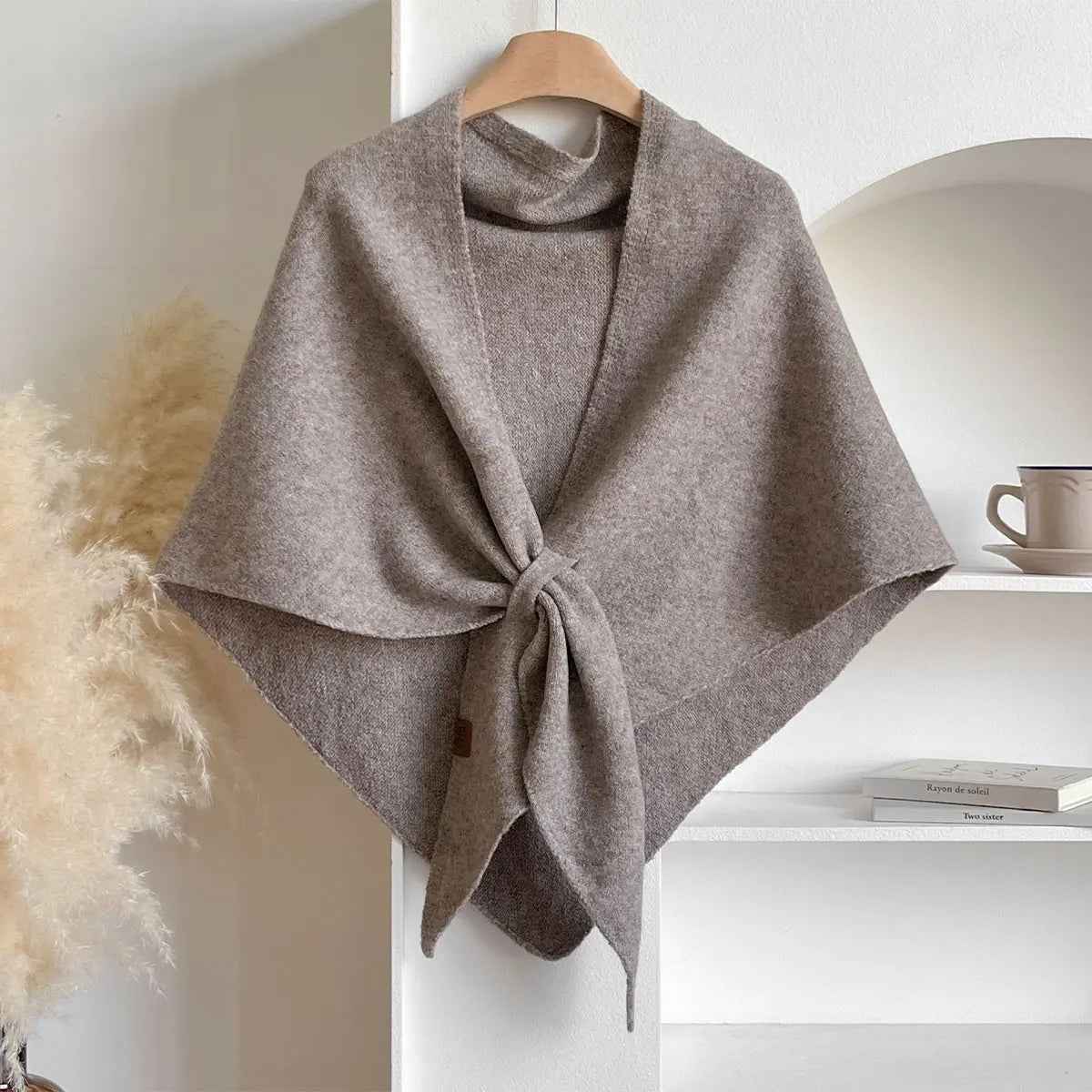 Women's wool triangular scarf for fall and winter