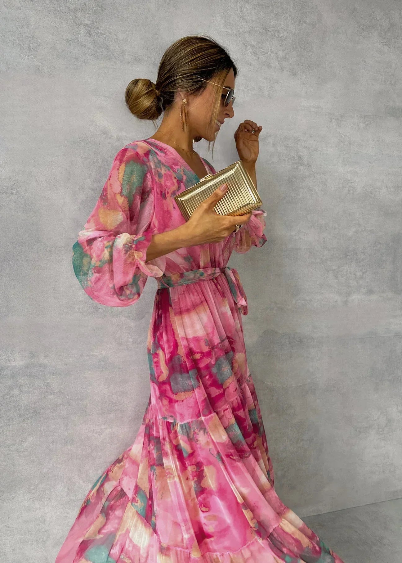 Women's long-sleeved summer dress - Modern and casual fashion