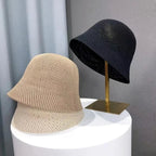 Chapeau cloche en laine beige pour femme élégant