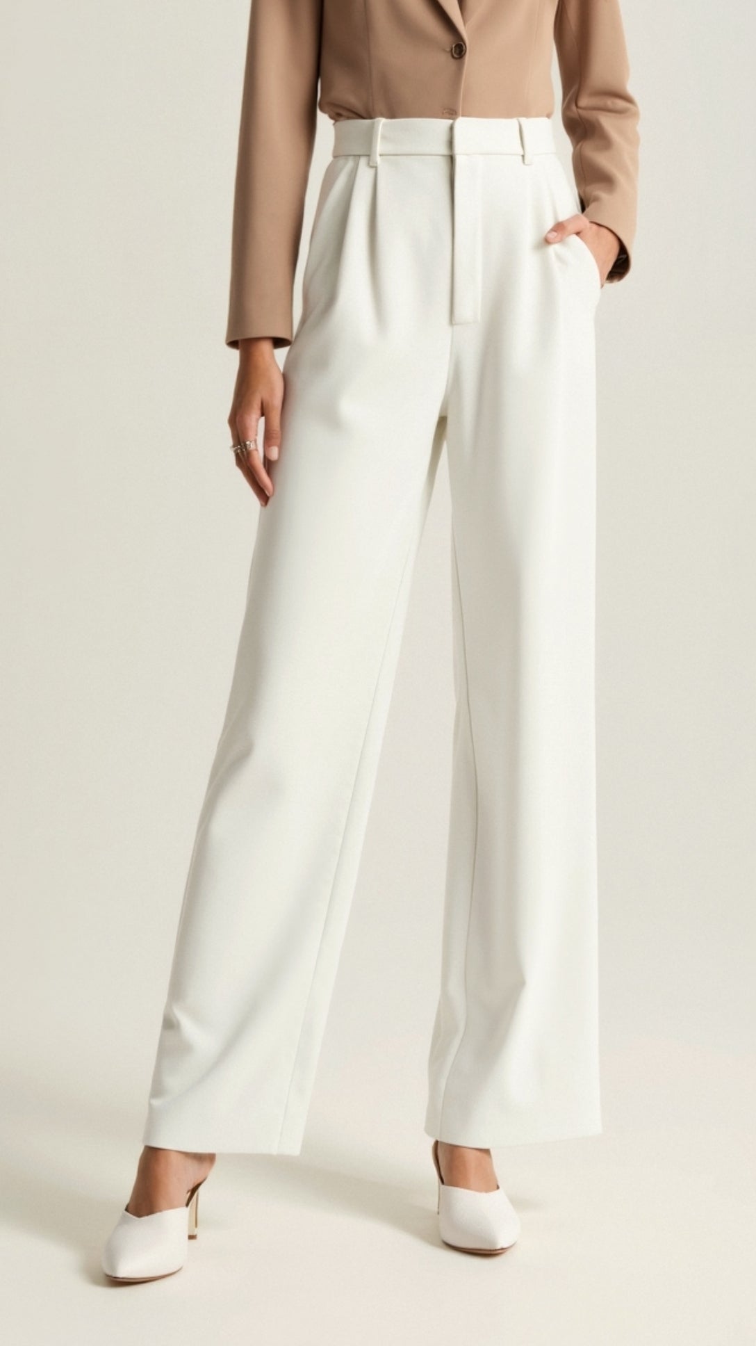 Pantalon à jambes larges pour femme avec taille haute