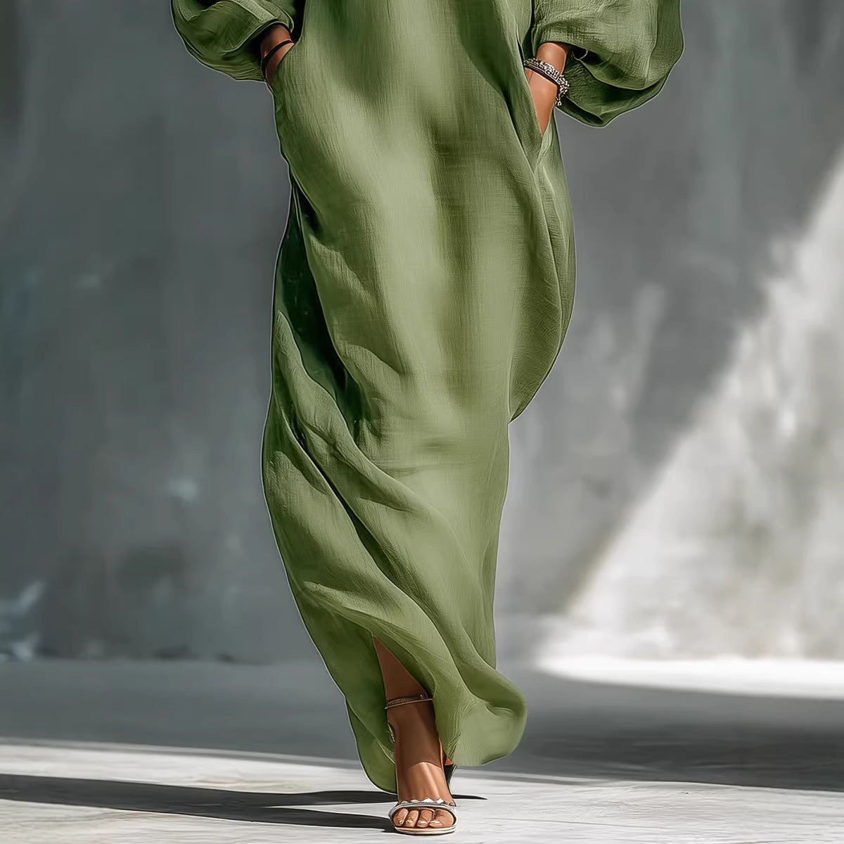 Robe lin vert épaulés dénudés, coupe ample et fluide