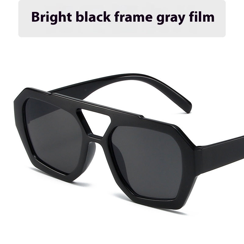 Lunette de soleil carrée - Chic&Shines