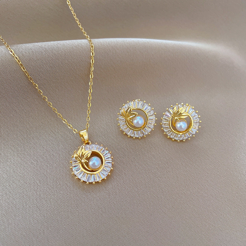 Parure bijoux collier et boucles d'oreilles