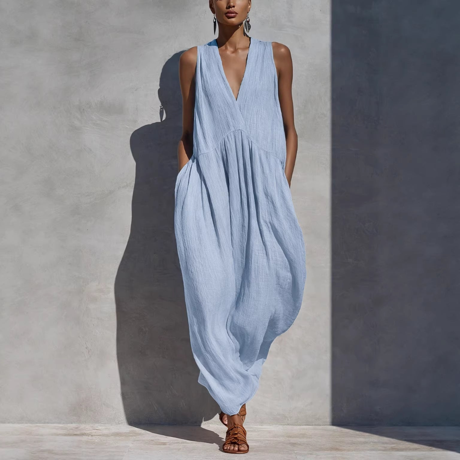 Robe longue fluide col V — Élégance resort