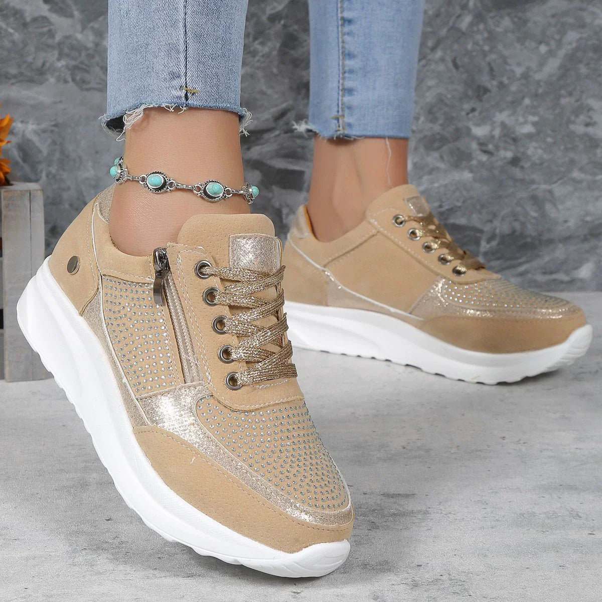 Chaussures orthopédiques pour femmes ménageant les oignons