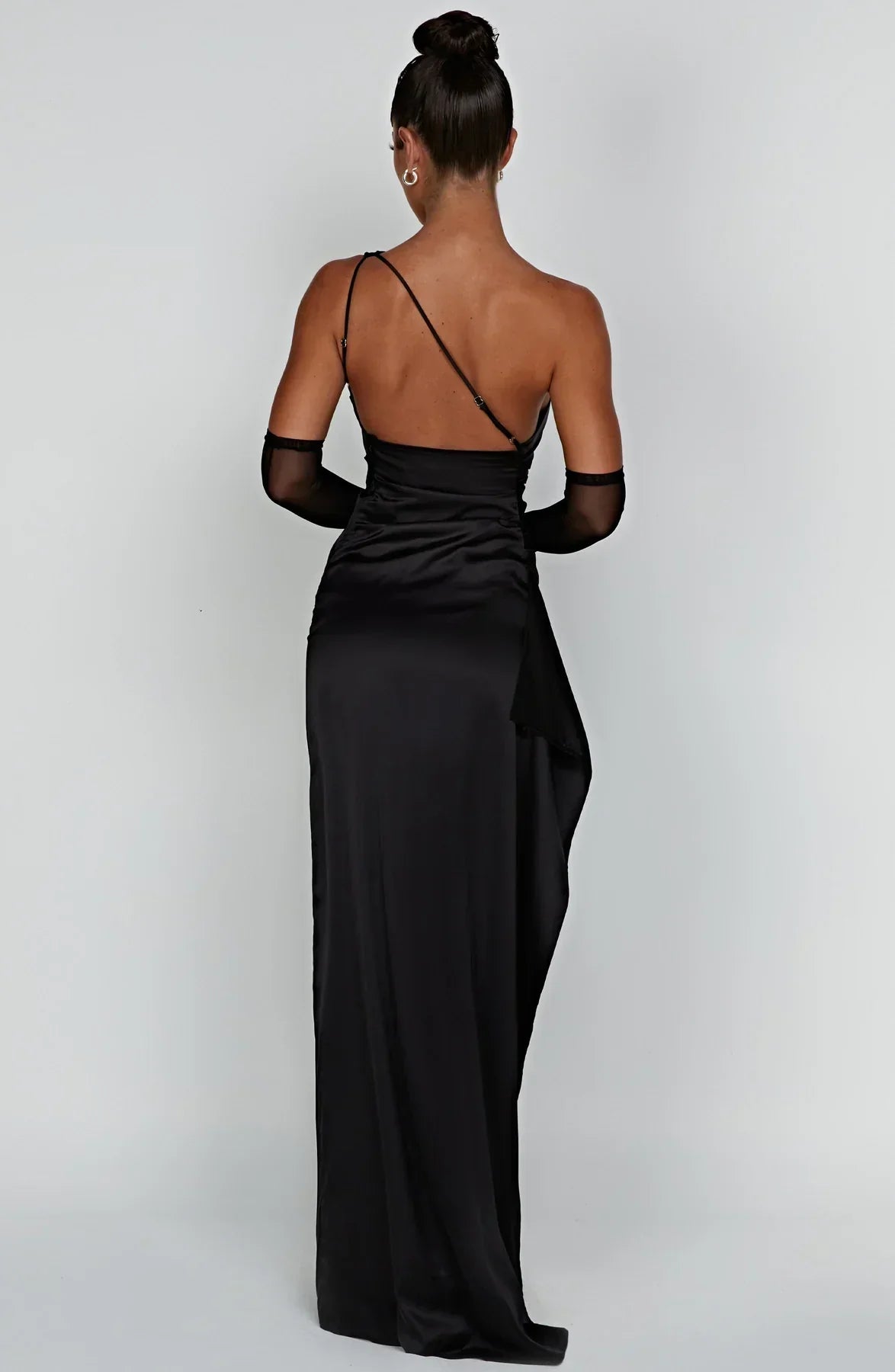 Robe fendue plissée en satin à une épaule - Édition Automne
