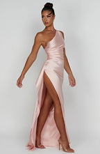 Robe fendue plissée en satin à une épaule - Édition Automne