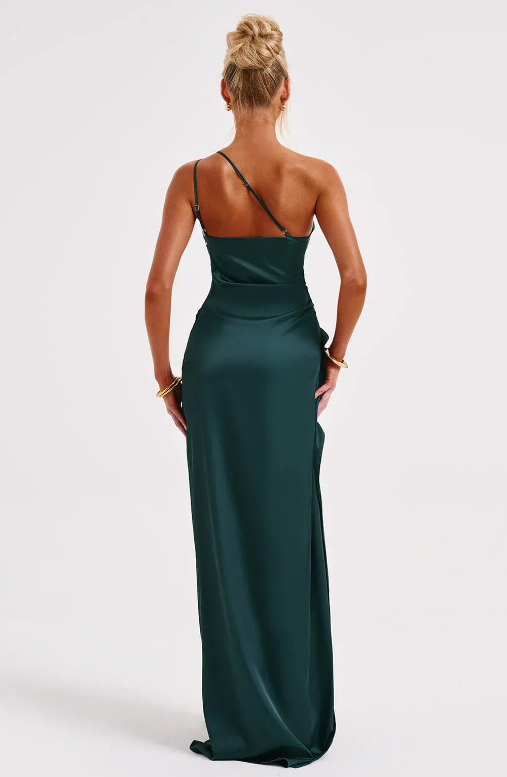 Robe fendue plissée en satin à une épaule - Édition Automne