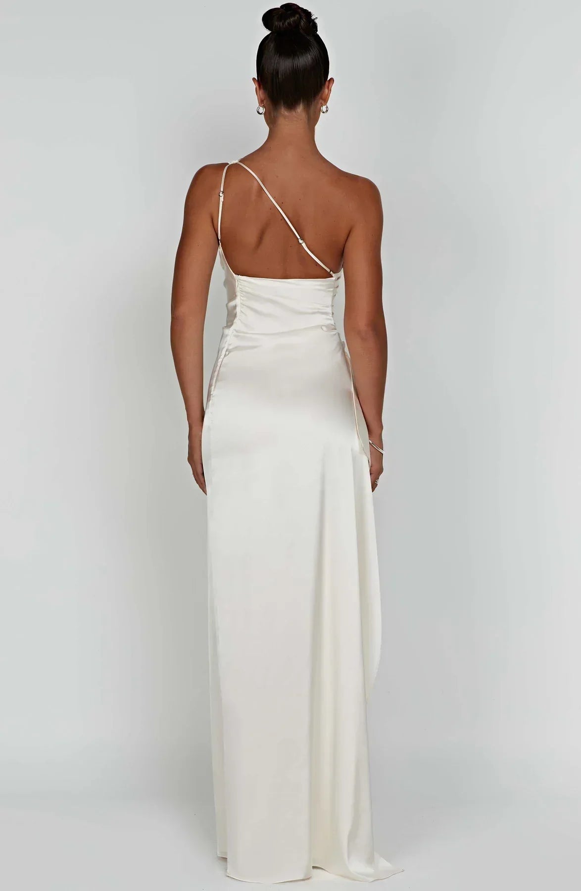 Robe fendue plissée en satin à une épaule - Édition Automne