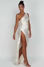 Robe fendue plissée en satin à une épaule - Édition Automne