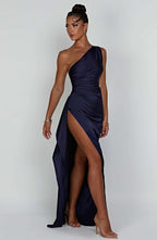 Robe fendue plissée en satin à une épaule - Édition Automne
