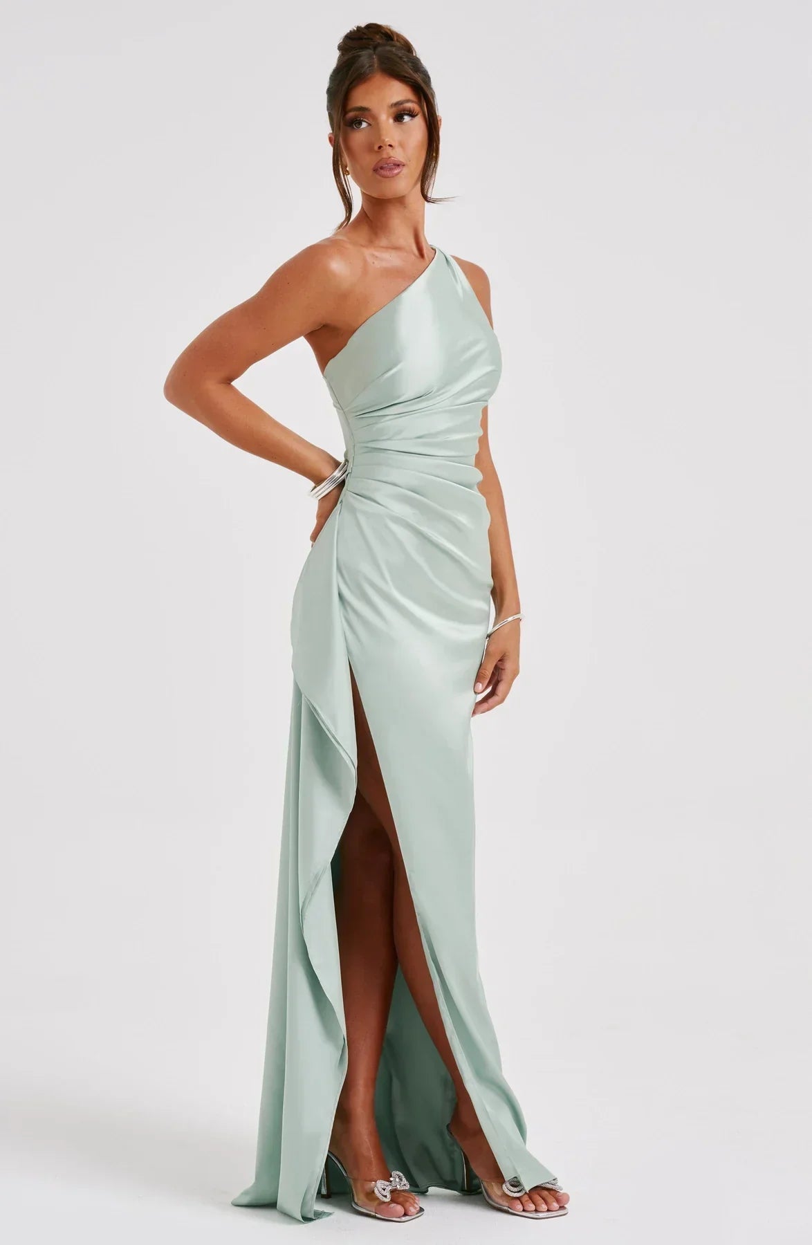 Robe fendue plissée en satin à une épaule - Édition Automne