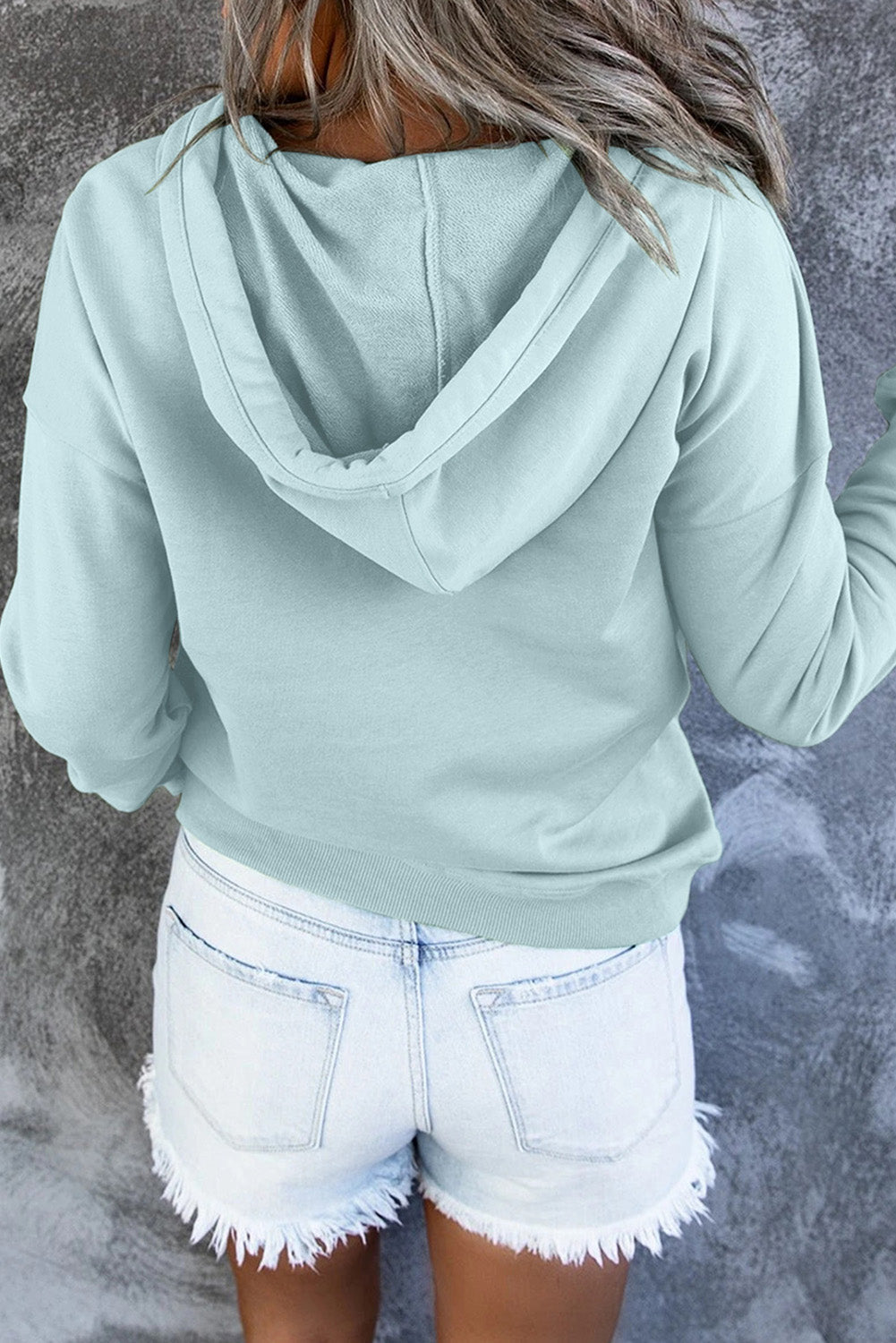 Sweat à capuche basique pour femme, coupe confortable et design sobre