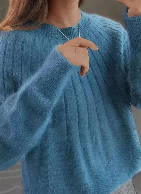 Soft and silky knit sweater - Vertical ribbed texture