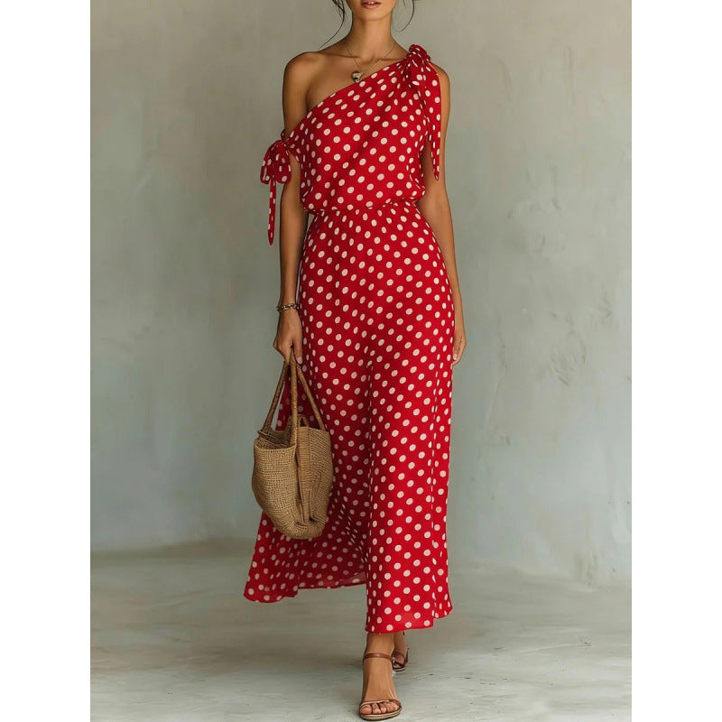 Robe asymétrique à pois imprimée - Élégance moderne