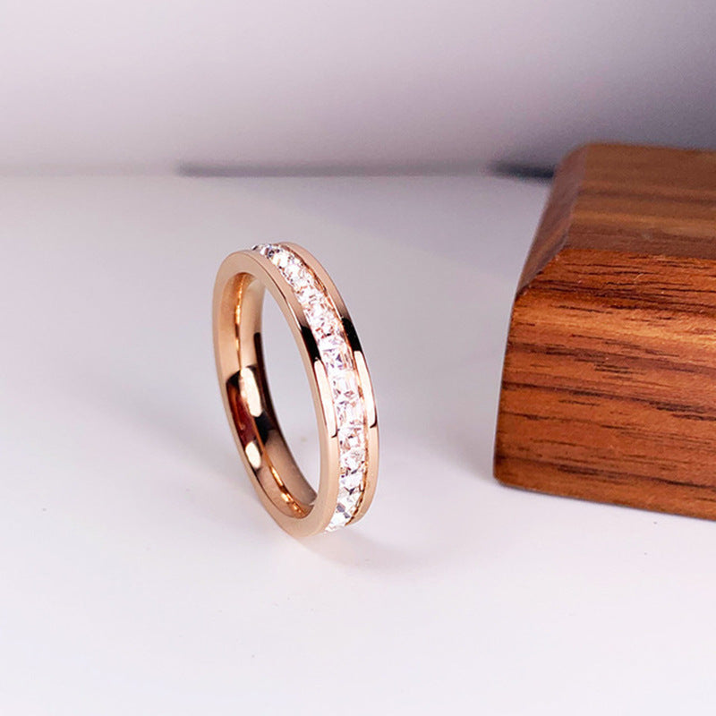 Bague simple et double rangée de diamants en acier titane - Chic&Shines