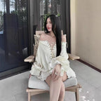 Loose-fitting short dress with bell sleeves and high waist