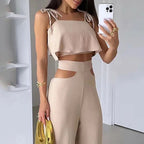 Ensemble à bretelles croisées avec pantalon ajouré