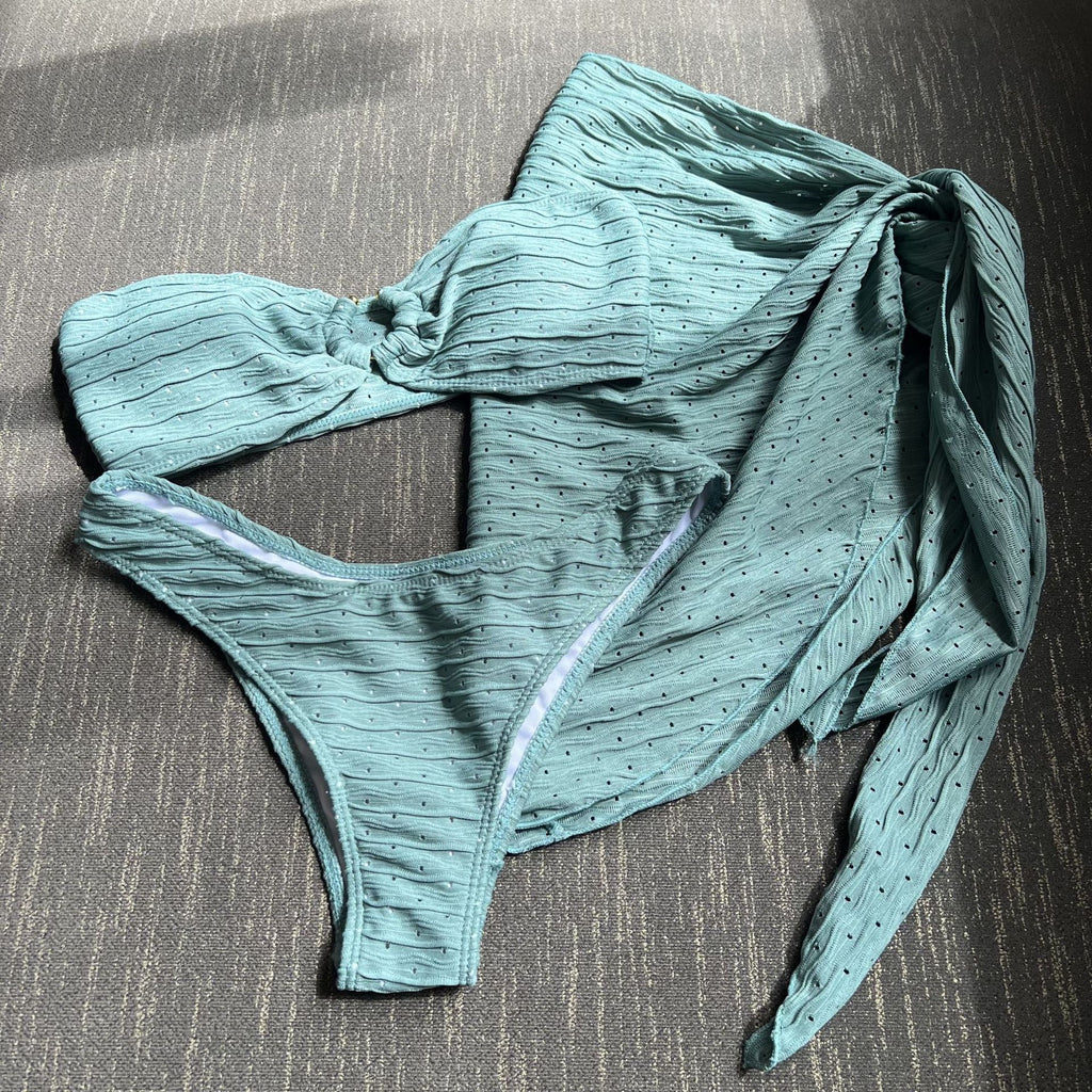 Queen — Green bandeau three-piece set