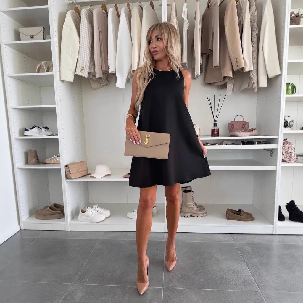 Robe courte sans manches