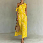 Robe asymétrique à pois imprimée - Élégance moderne