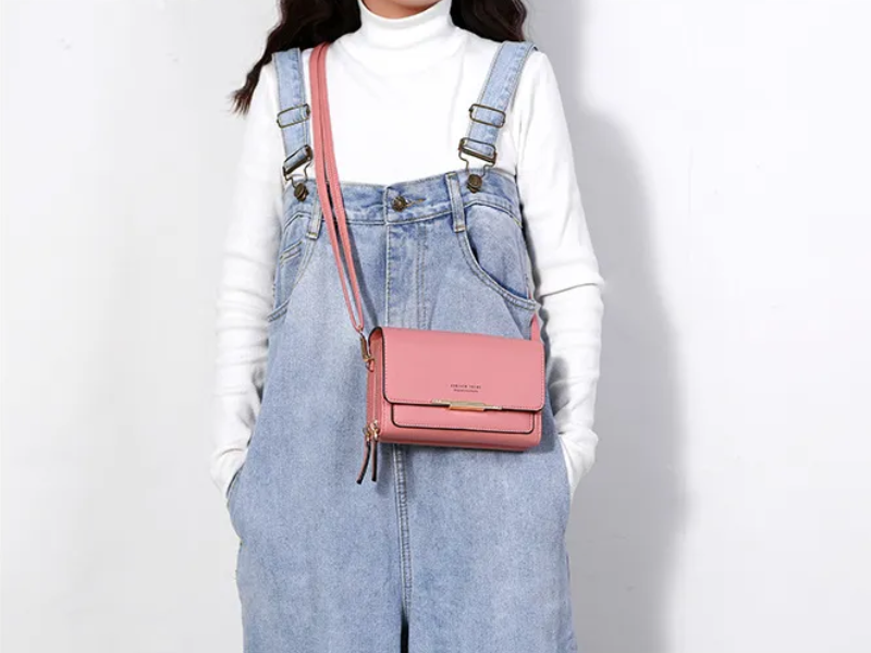 Cara Crossbody Bag | Multifunctional and Stylish
