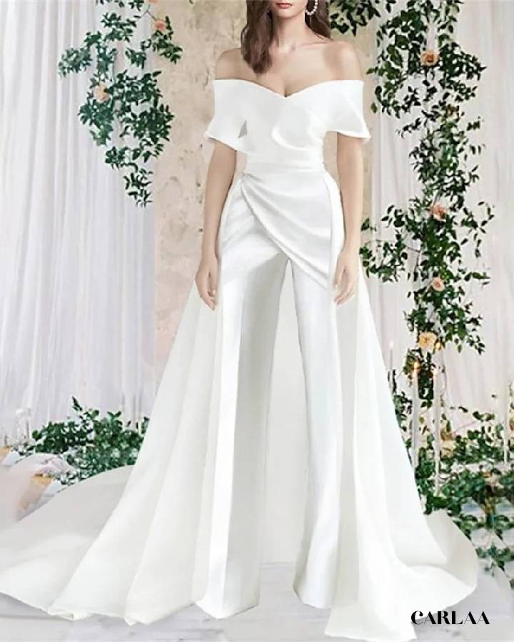Flowy wedding outfit