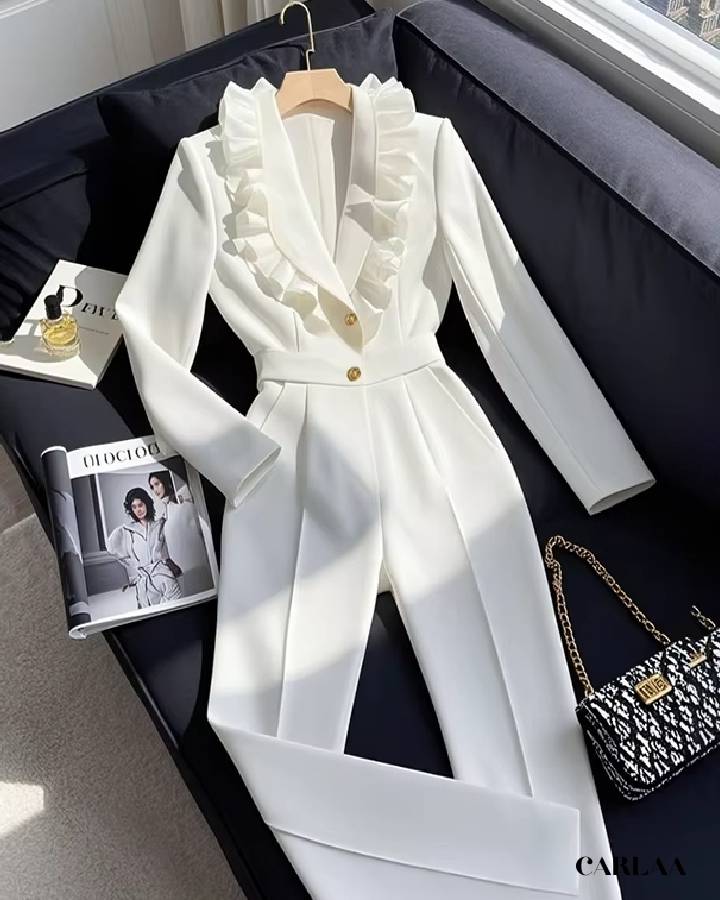 Women's birthday outfit