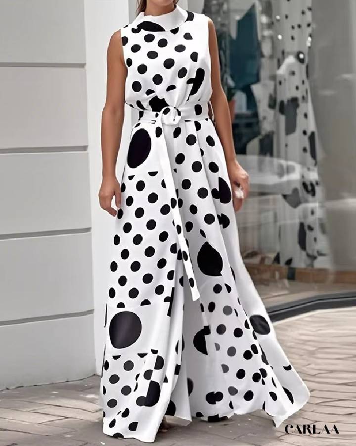 Polka dot outfit