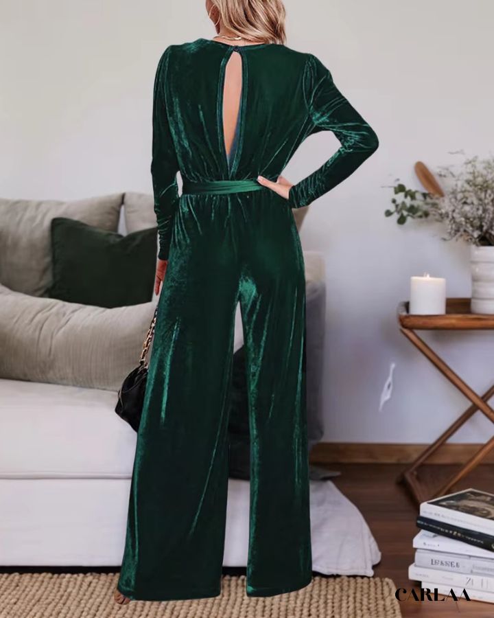 Women's velvet outfit