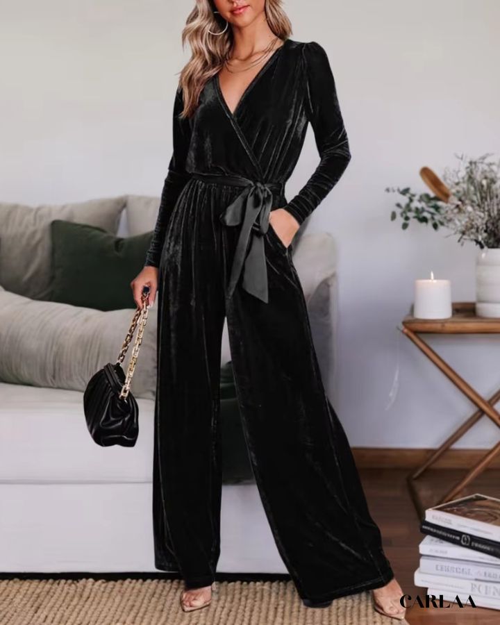 Women's velvet outfit