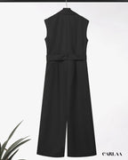 Chic belted outfit for women