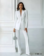 Chic tailleur pantalon femme pour ceremonie mariage