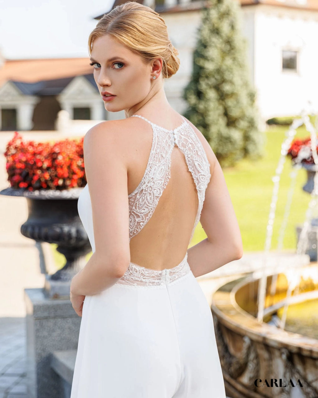 Combinaison mariage civil dos nu