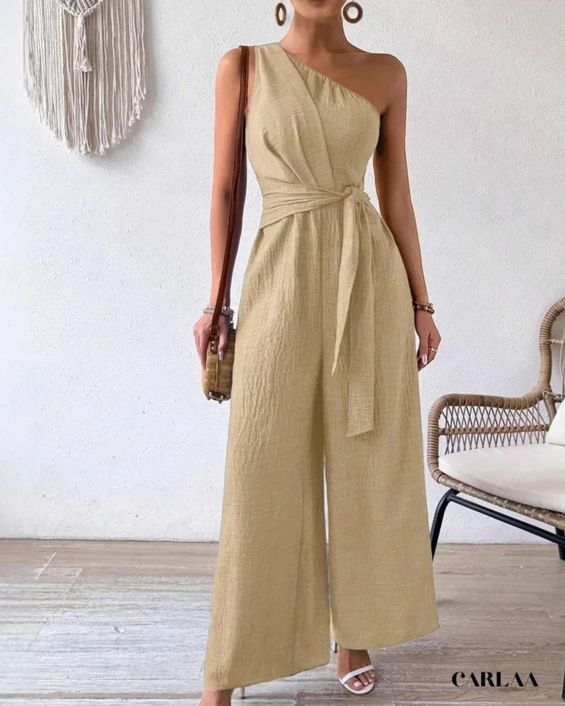 Smart casual wear for women