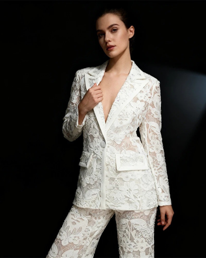 Tailleur pantalon mariage femme 60 ans