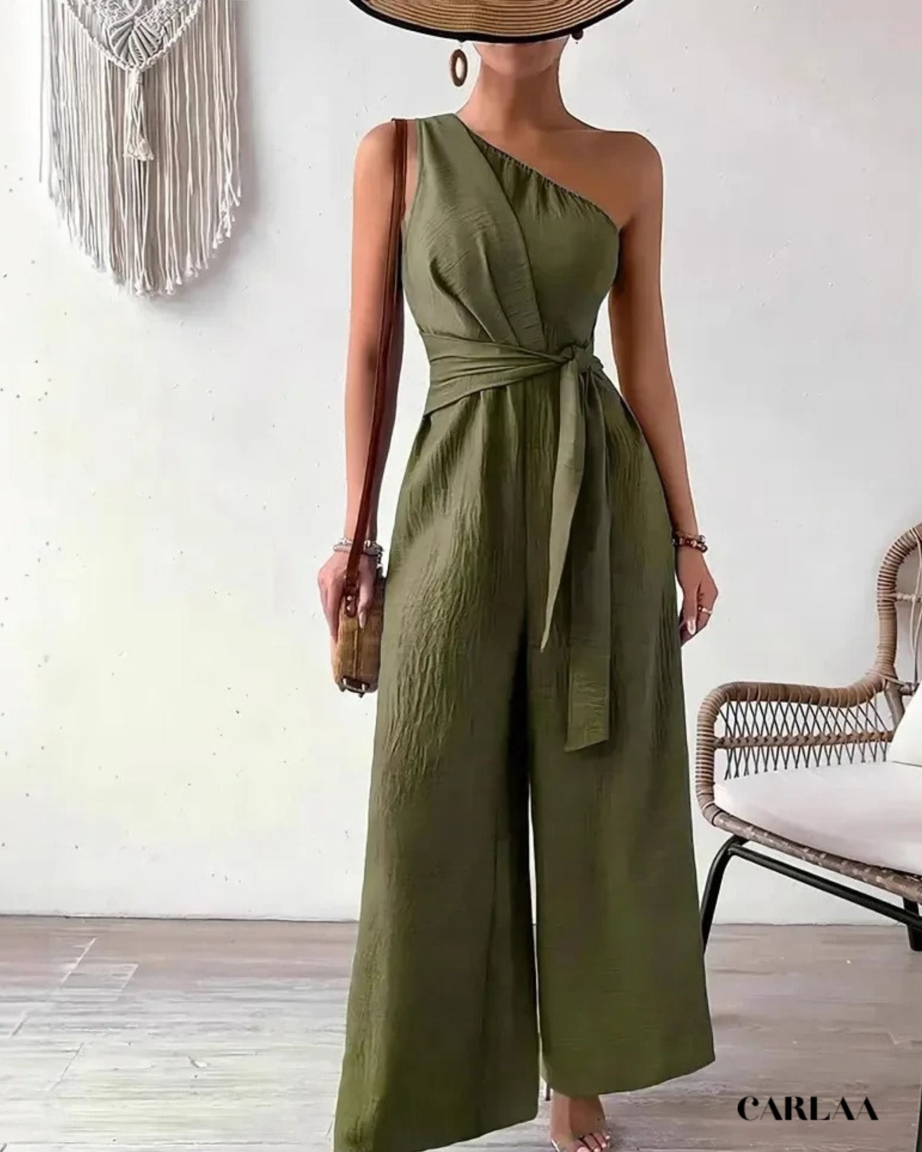 Smart casual wear for women