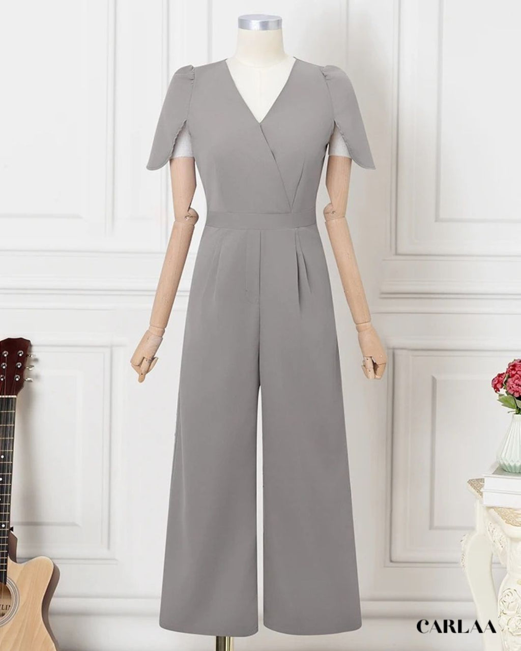 Flowy elegant outfit