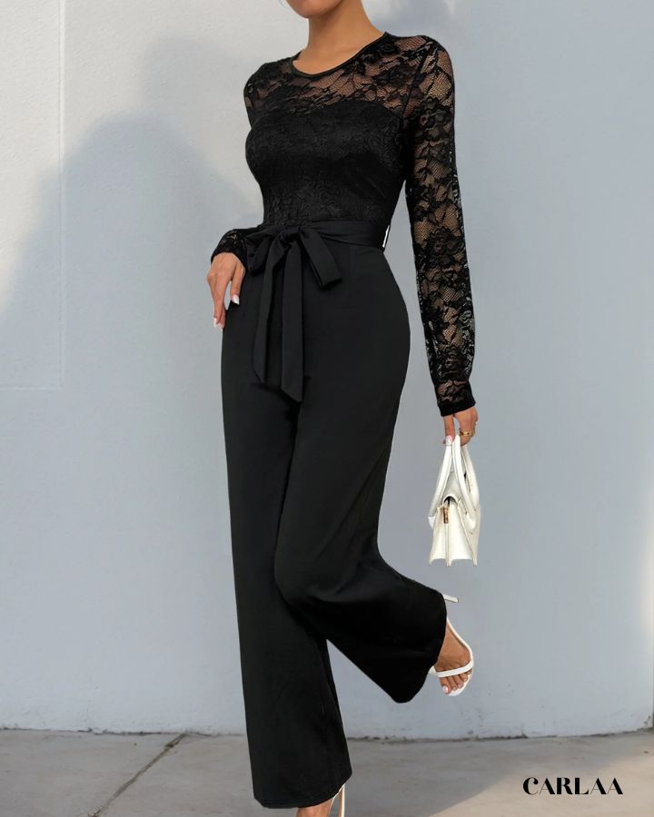 Tenue en dentelle