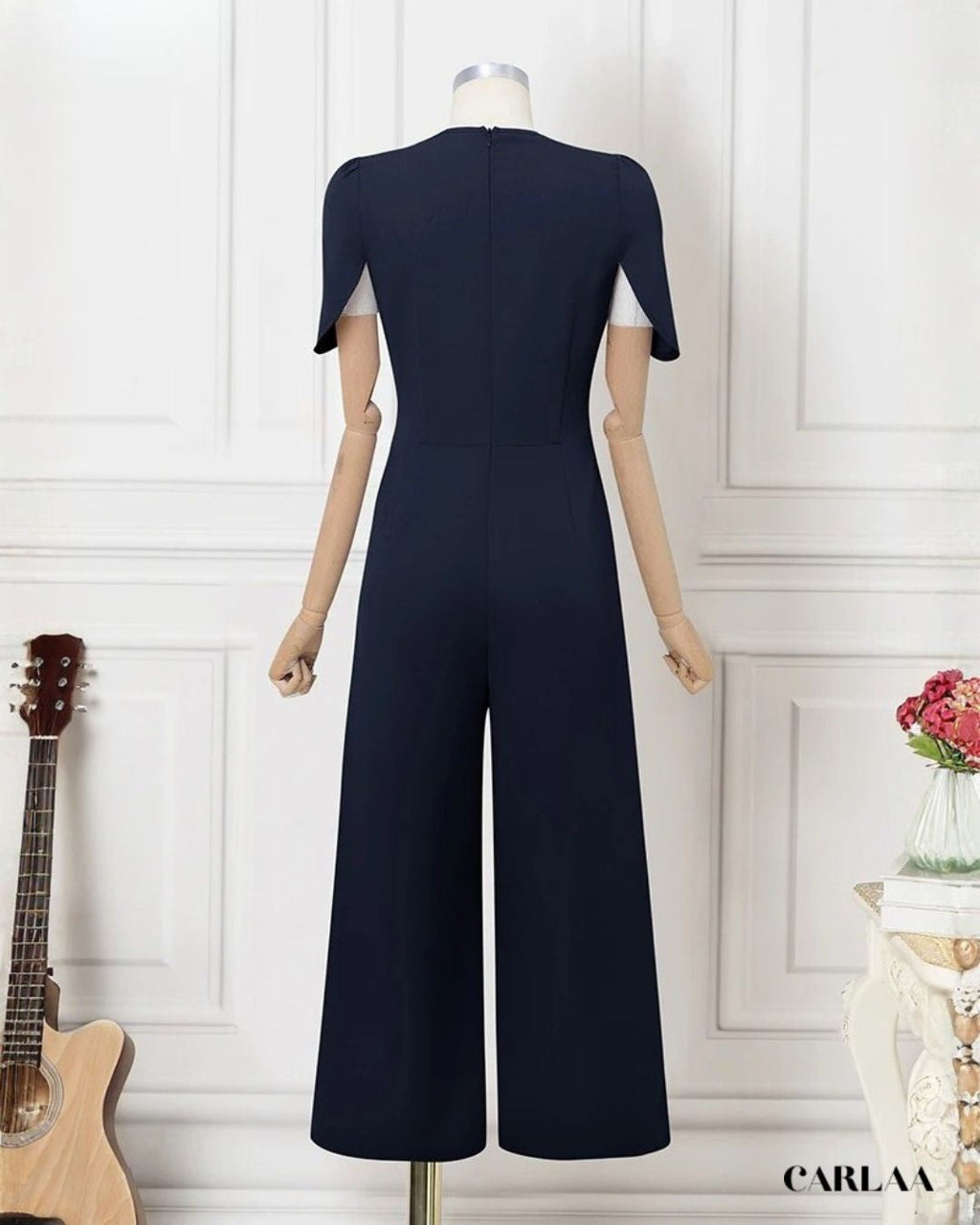 Flowy elegant outfit