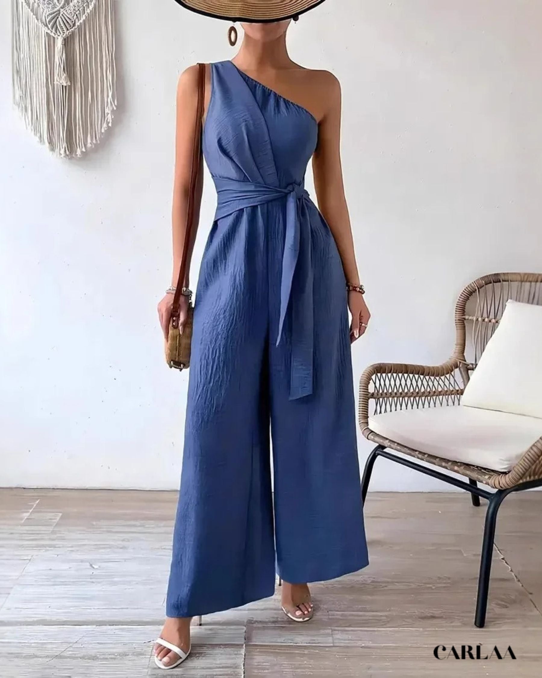 Smart casual wear for women