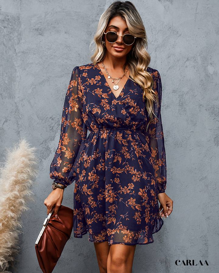 Robe elegante fleurie bleue