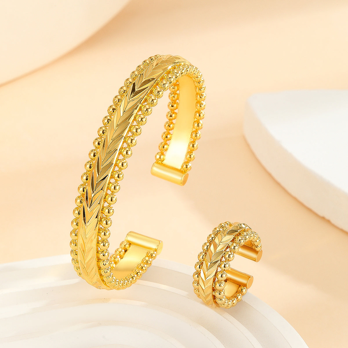 Ensemble bijoux bagues et bracelets plaqués or - Chic&Shines