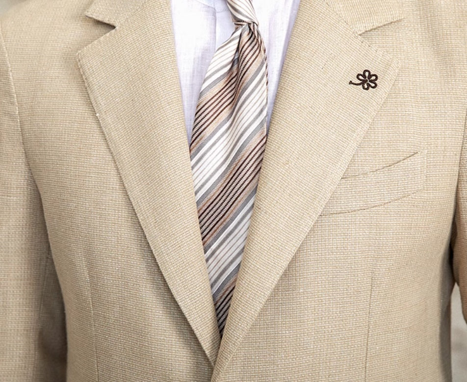 Costume à motif pour homme