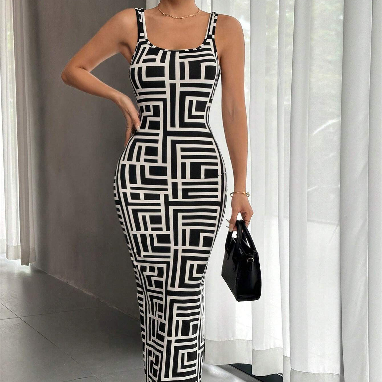 Printed maxi dress with straps